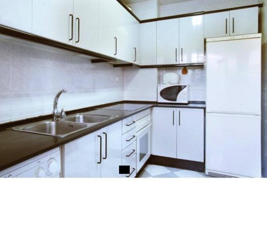 Good-Apartments Барселона Экстерьер фото